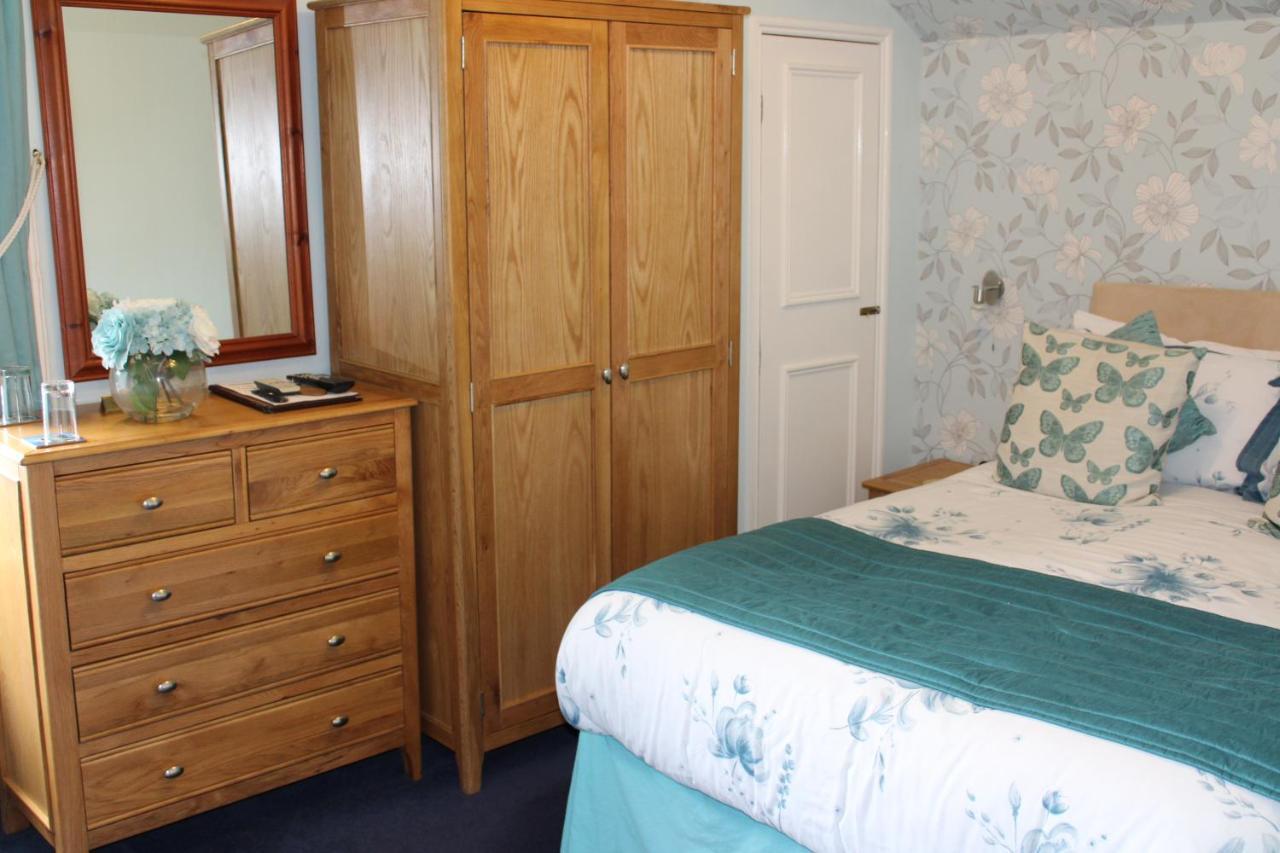 Double Room Bath