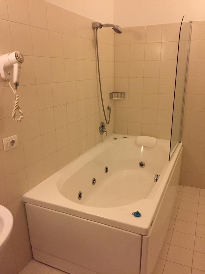 Double Room Spa Bath