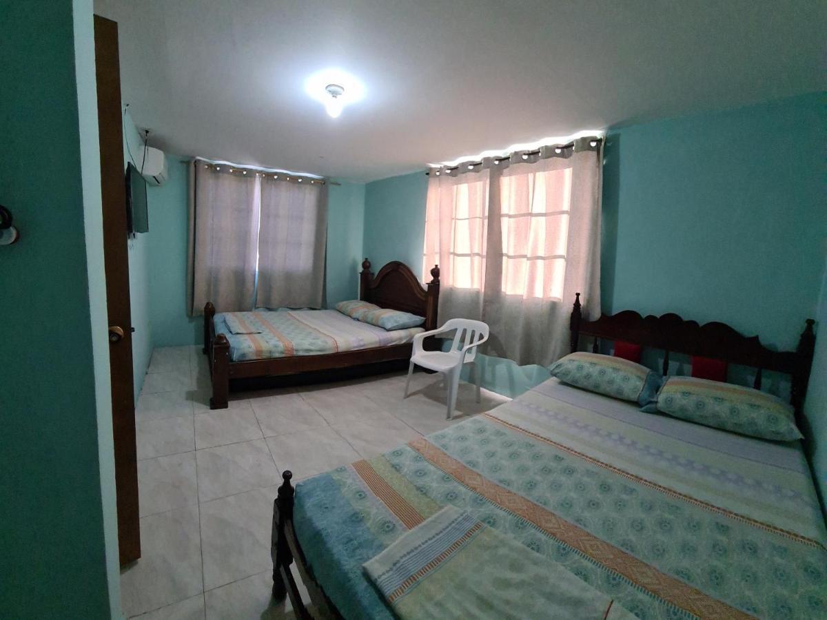 Habitación Doble con baño compartido - 2 camas