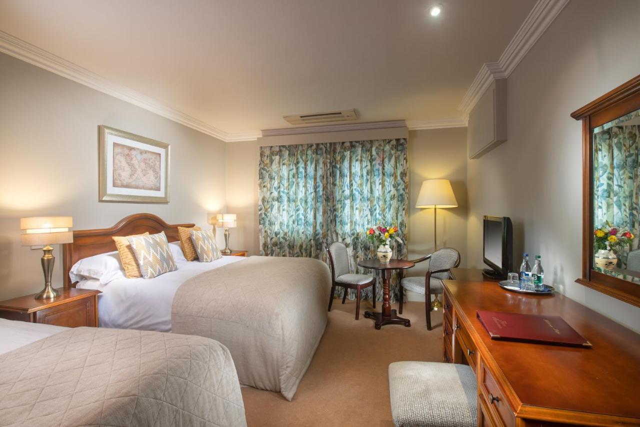 Standard Double or Twin Room,1111985826:JPEG