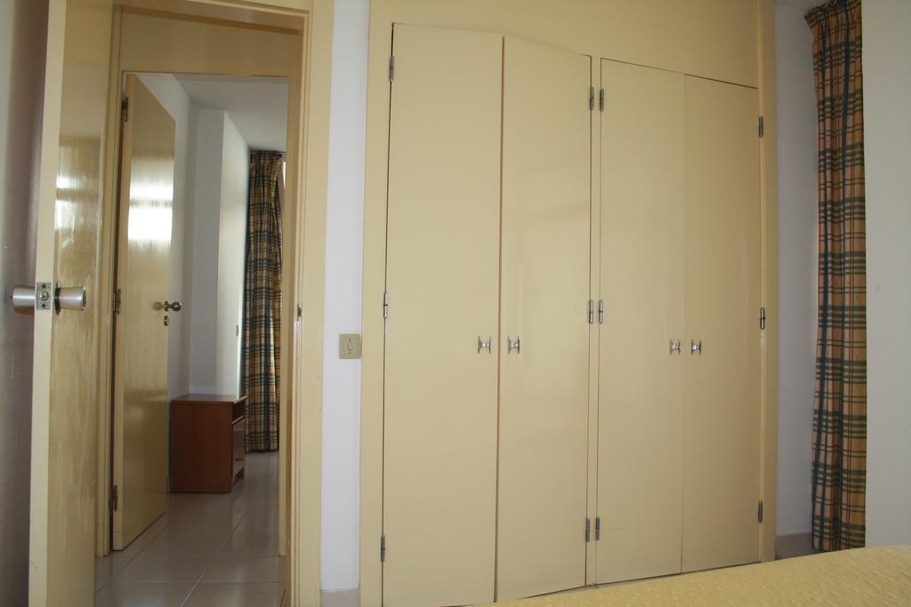 One-Bedroom Apartment Sea View