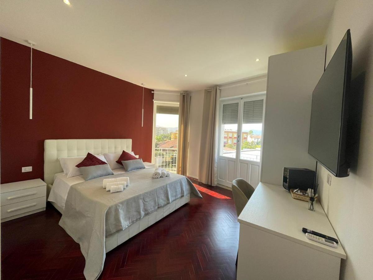 Deluxe Double Room Balcony,1137316852:JPEG