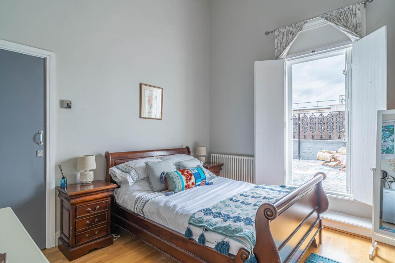Double Room Private Bathroom Balcony