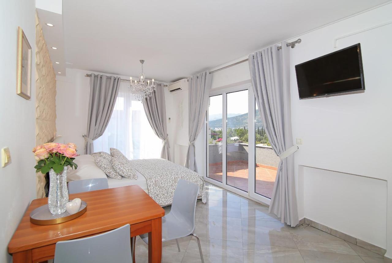 Deluxe Double Studio with Terrace,1589219594:JPEG