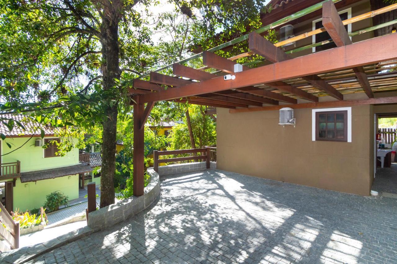 One-Bedroom Bungalow