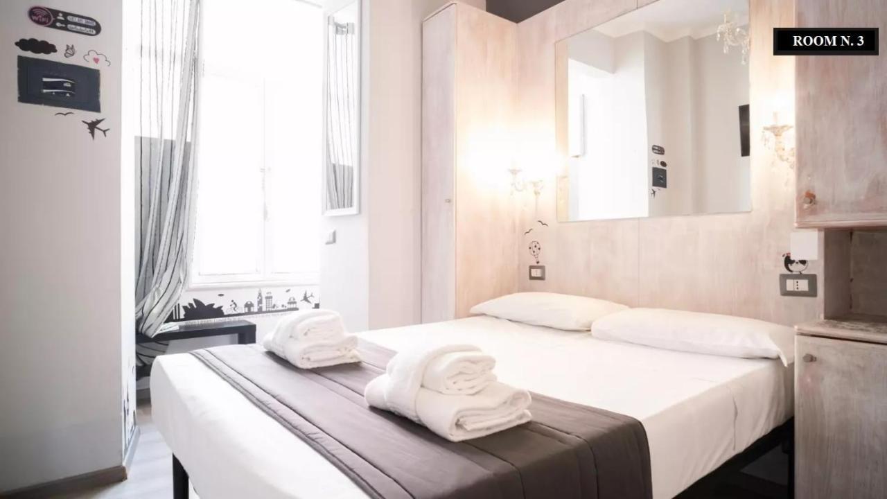Deluxe Room,1589185740:JPEG
