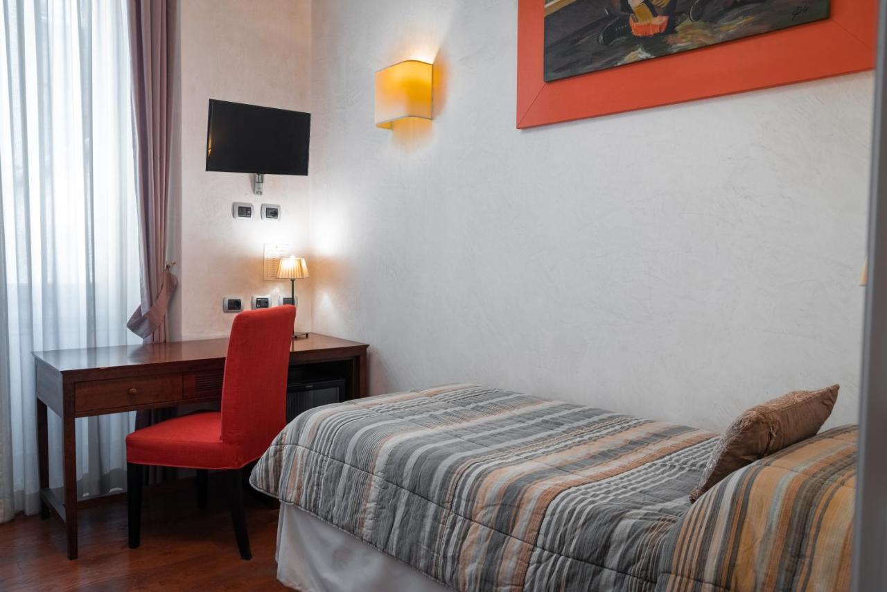 Single Room,1199920573:JPEG