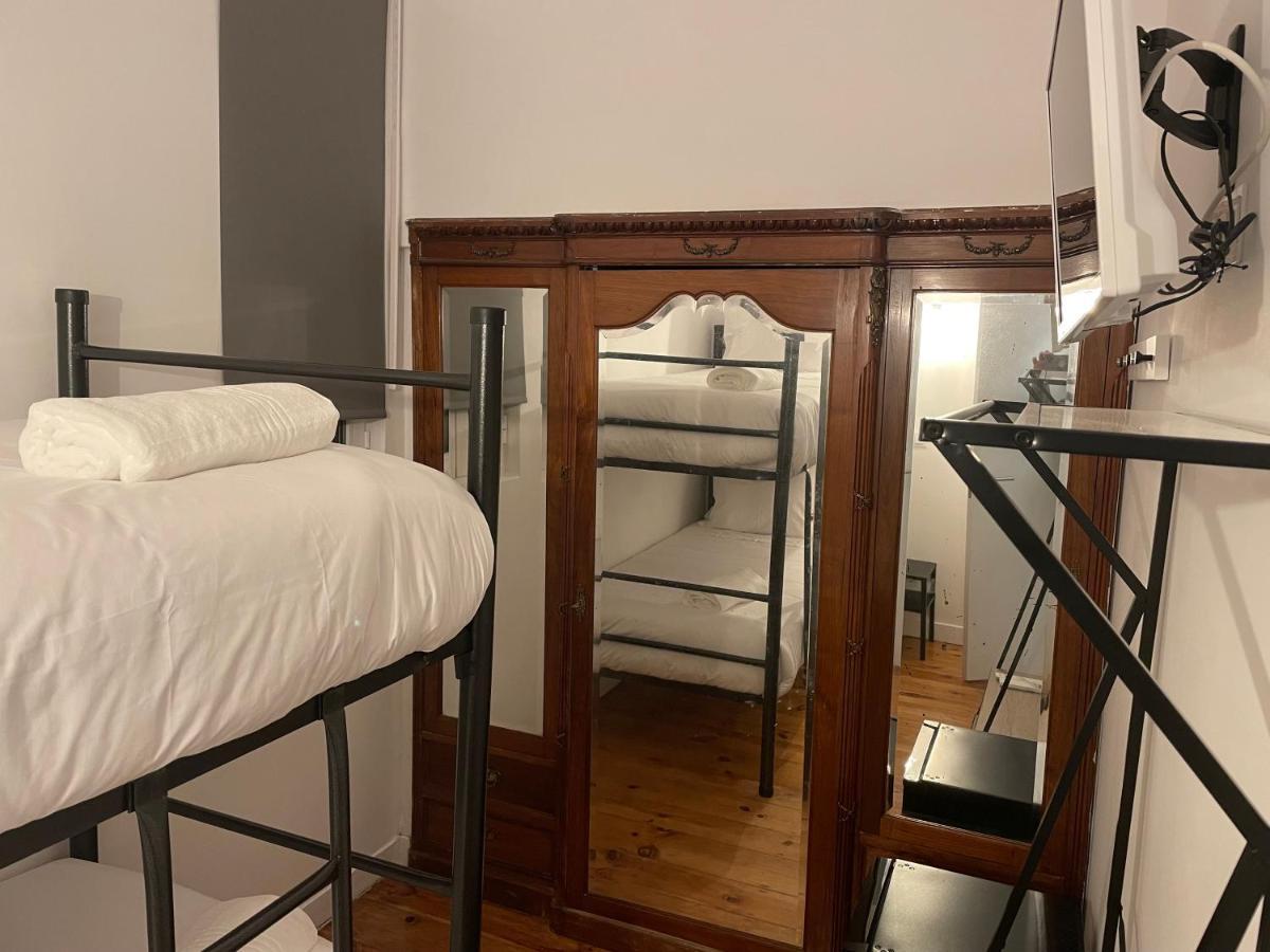 Small Bunk Bed Room,1207152829:JPEG