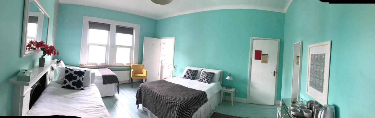 Quadruple Room with Private Bathroom