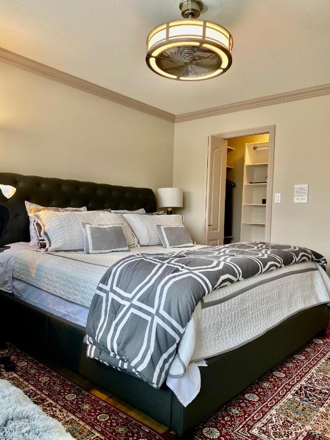 Queen Suite