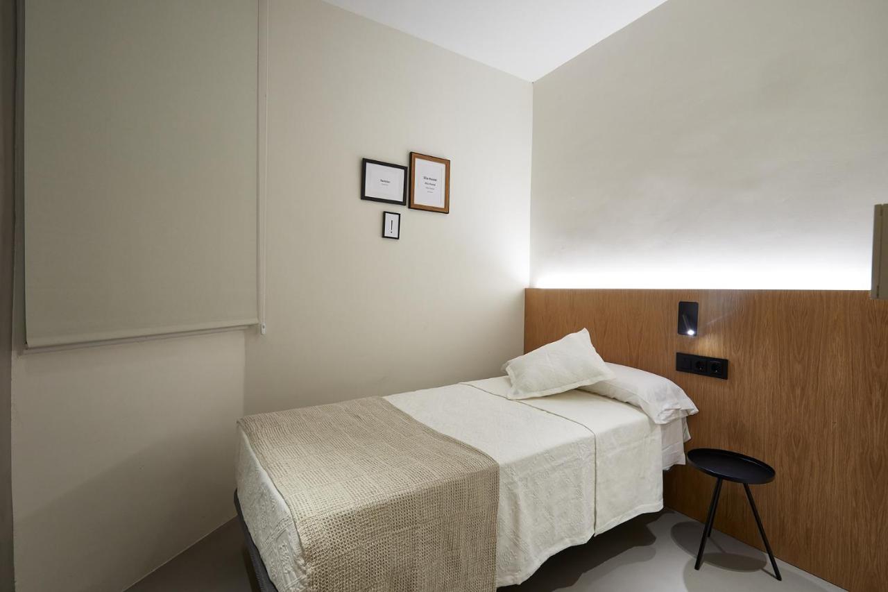 Standard Single Room with Shower,1247676952:JPEG