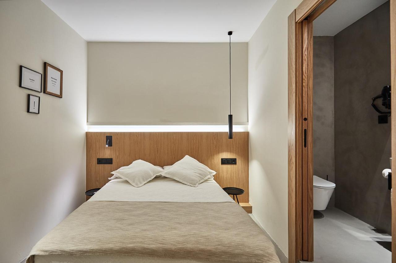 Double Room Private Bathroom