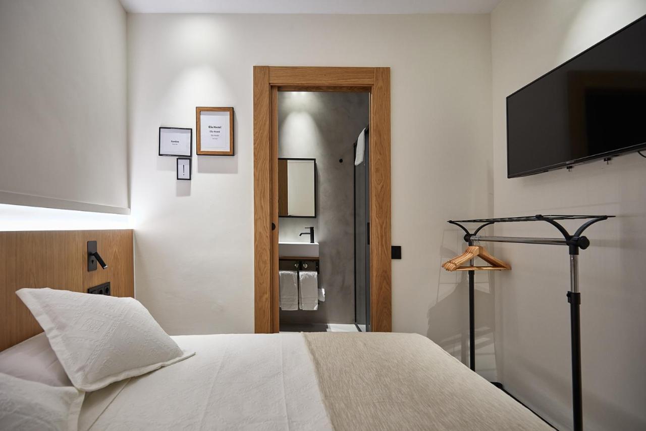 Double Room Private Bathroom