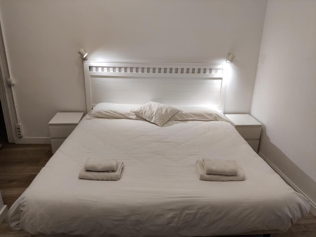 Double or Twin Room Private Bathroom