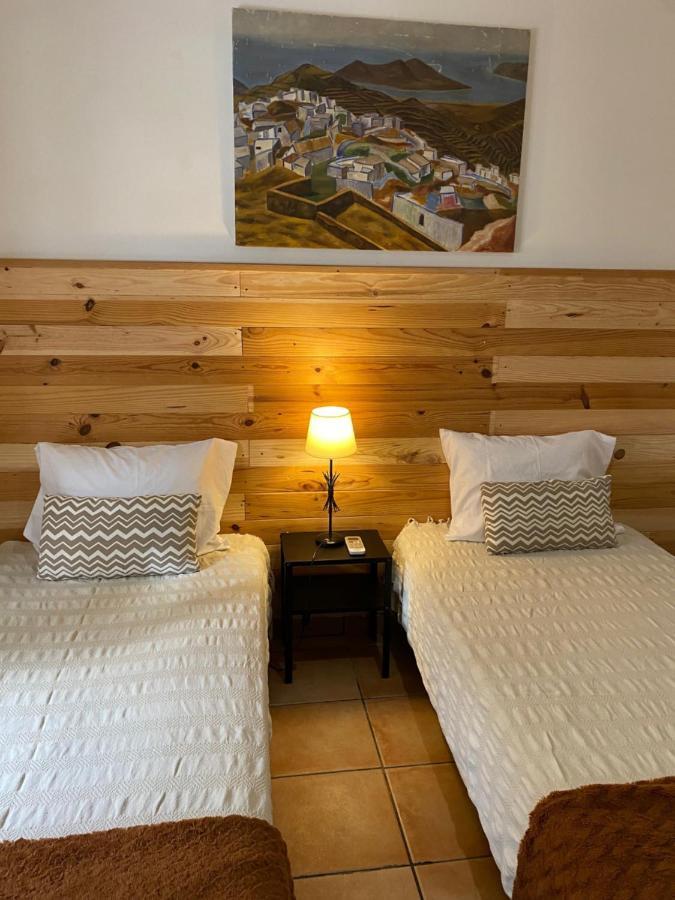 Twin Room,1333334117:JPEG