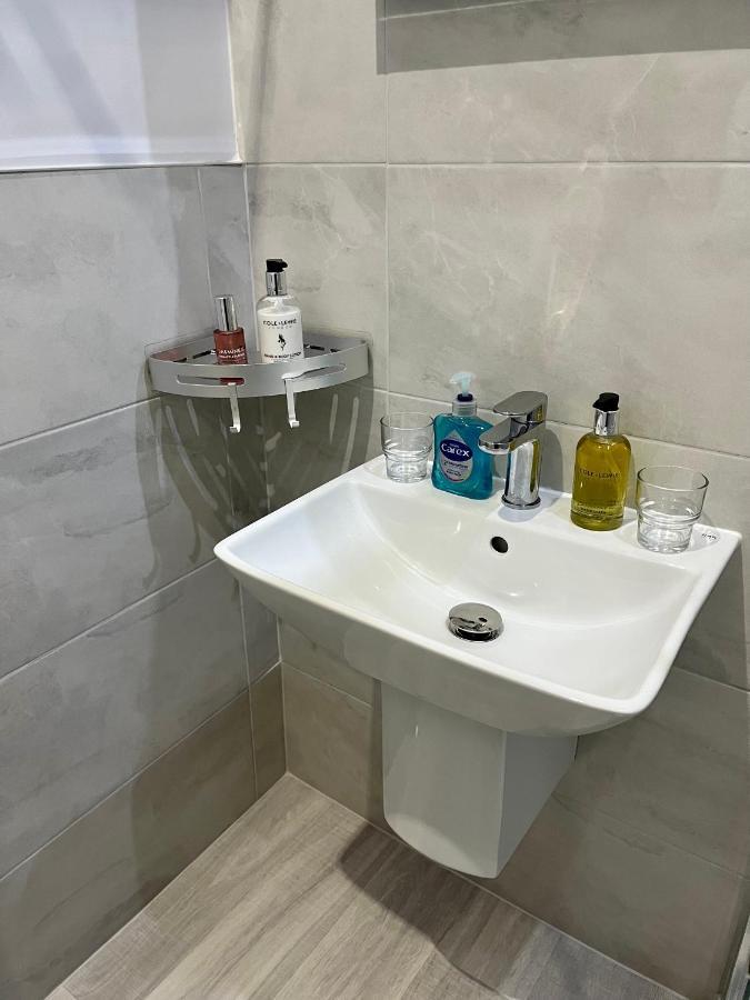 King Room,1345978607:JPEG