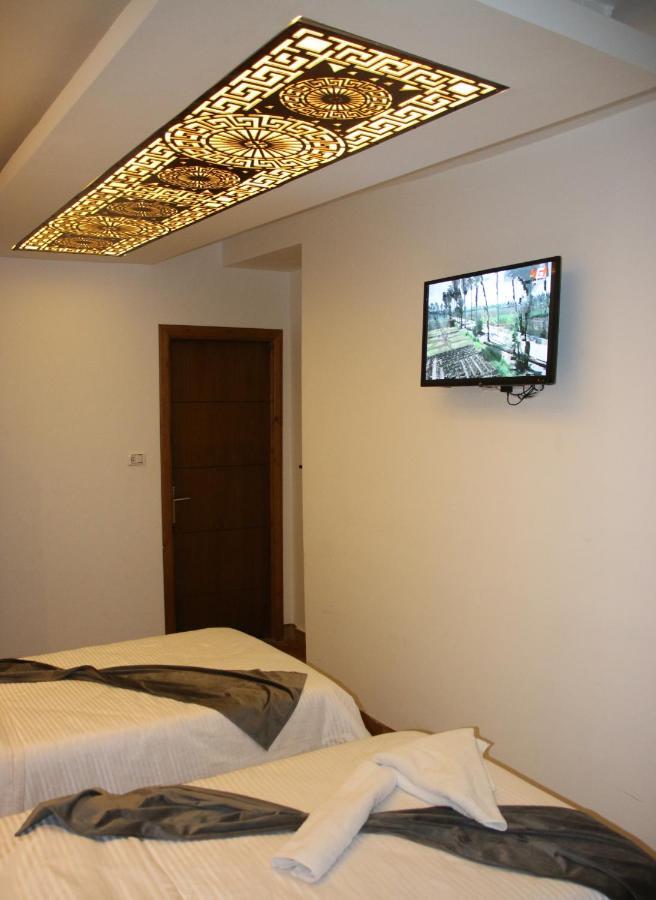 Triple Room with Terrace