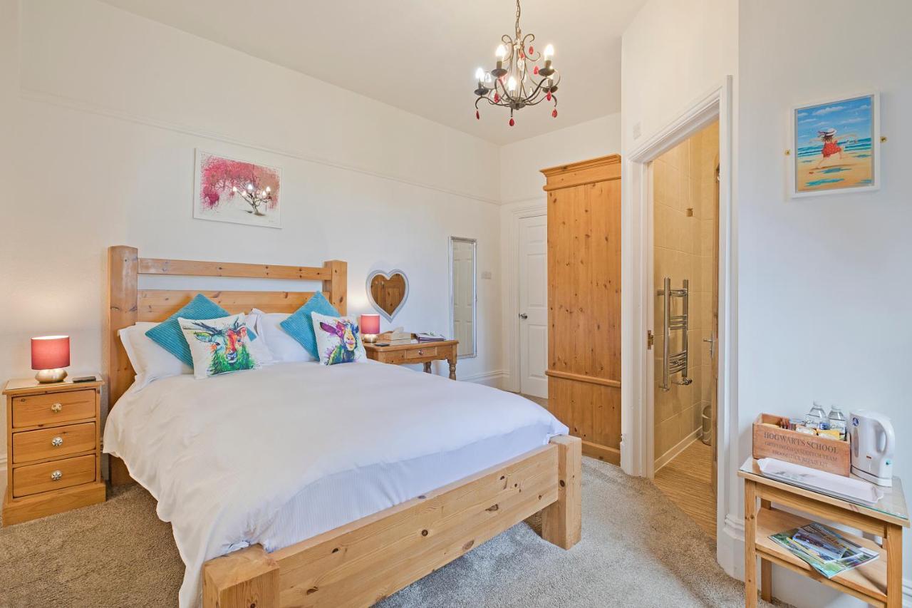 Double Room,1372770353:JPEG