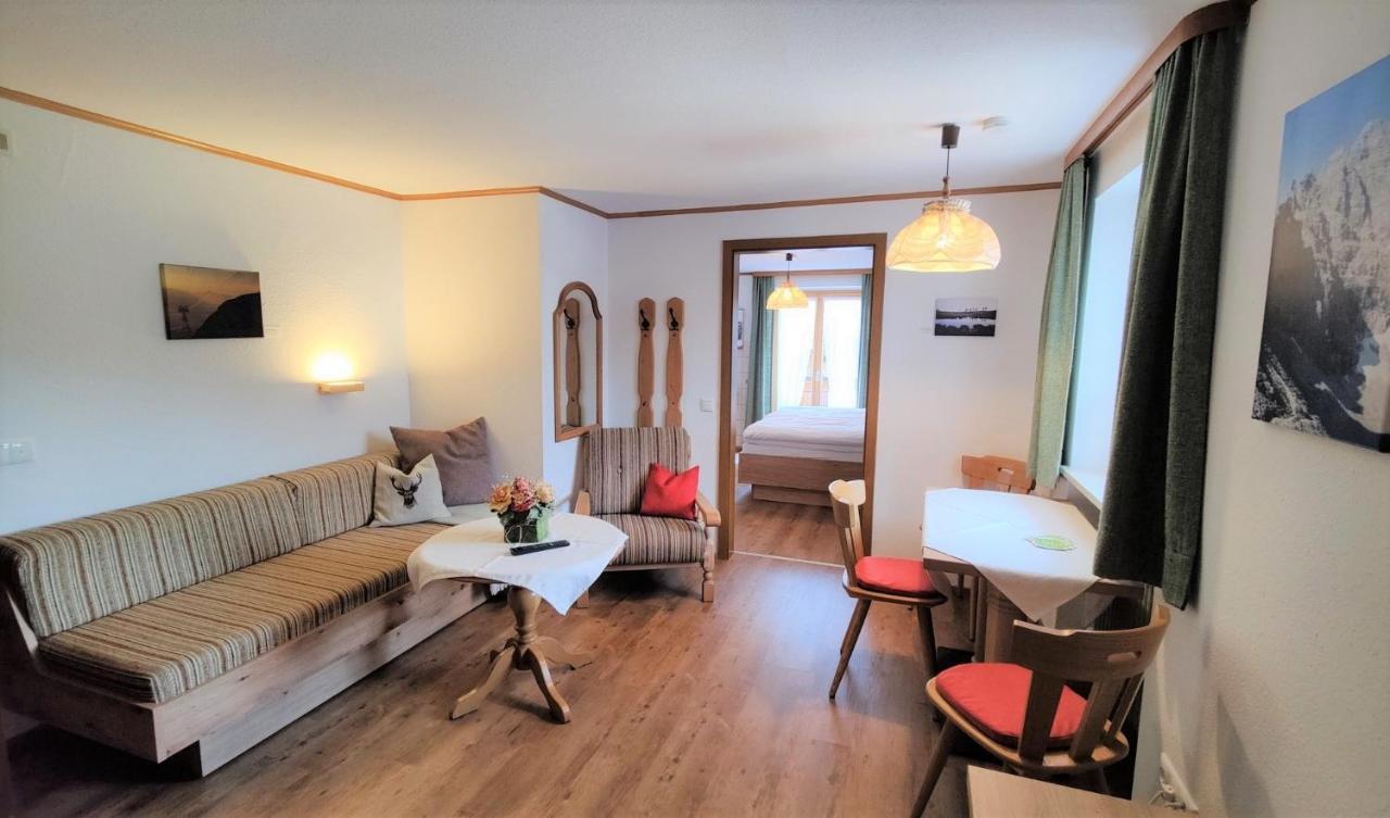 Familienzimmer mit Balkon