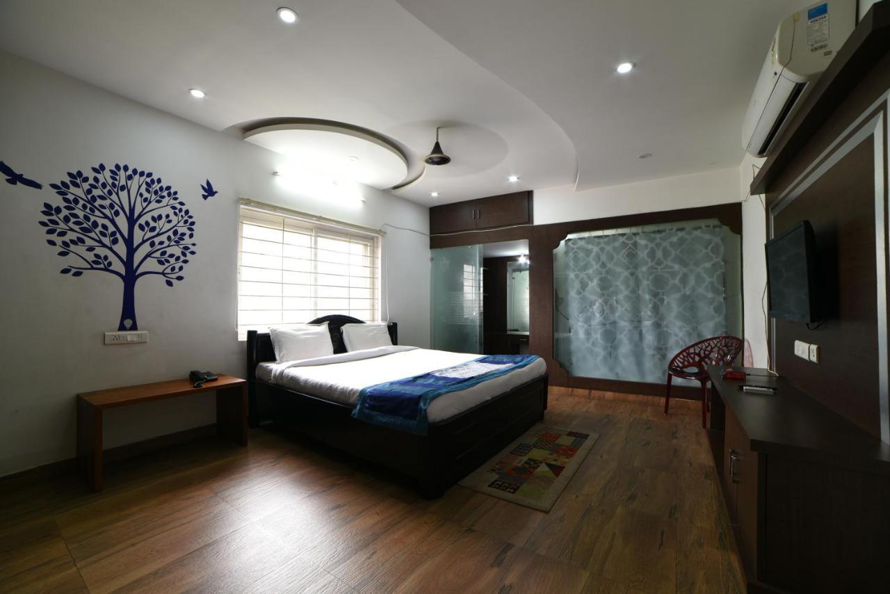 King Room Balcony,1427906236:JPEG