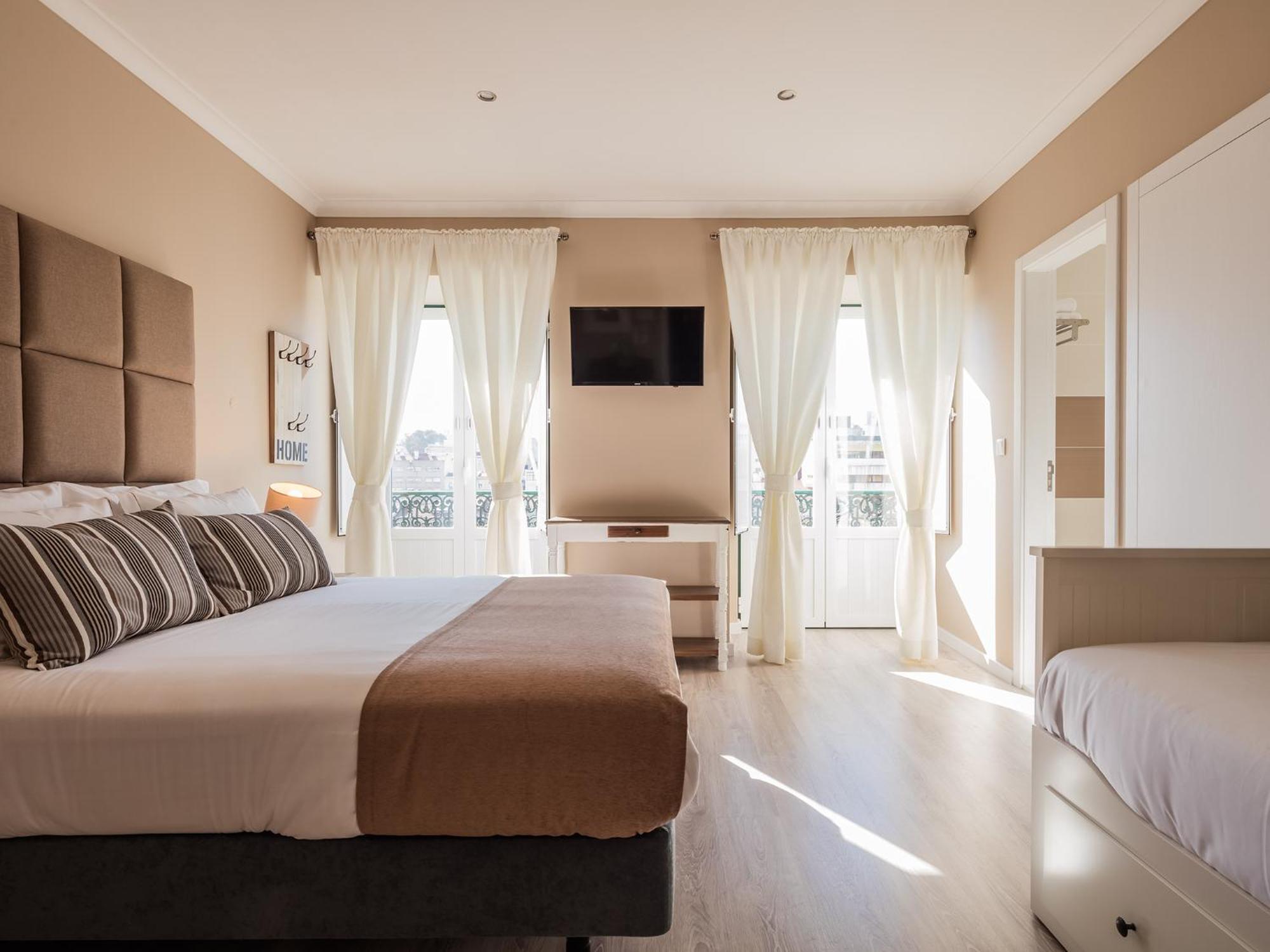 Superior Double Room,1279559188:JPEG
