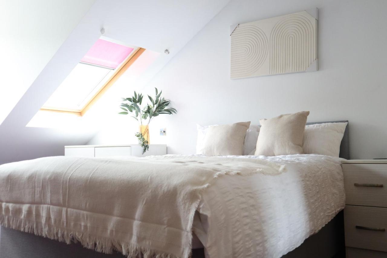 Deluxe Double Room Private Bathroom