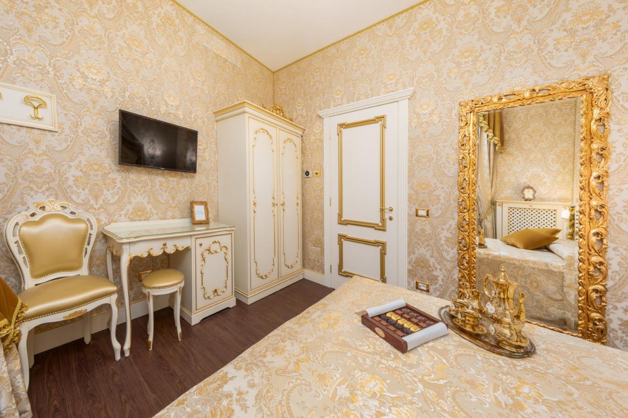 Doppelzimmer mit eigenem externen Bad