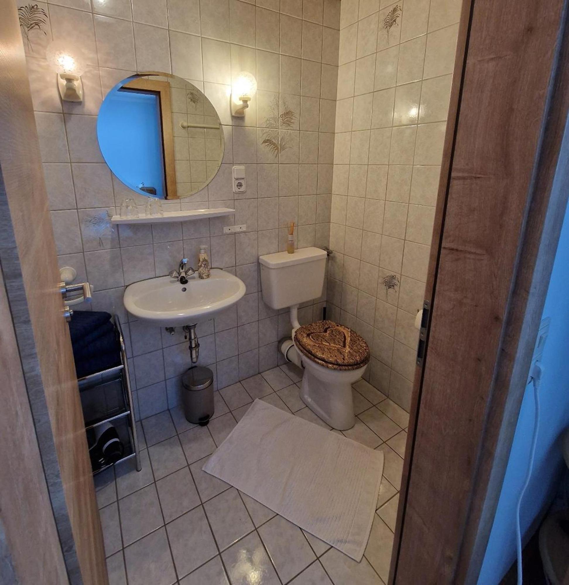 Double Room with Balcony,1503569830:JPEG