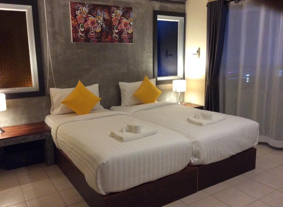 Twin Room with Balcony