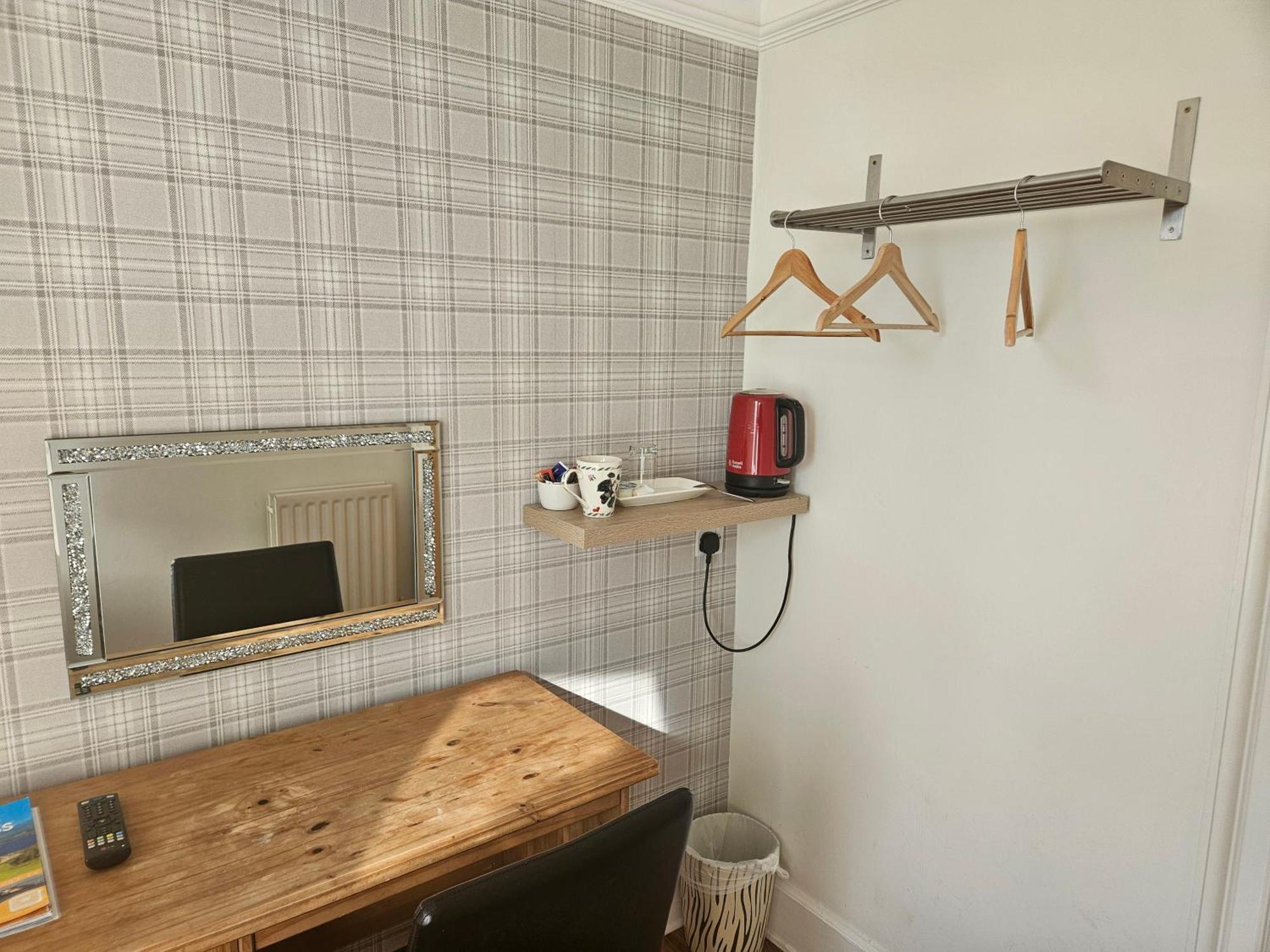 Single Room Private External Bathroom