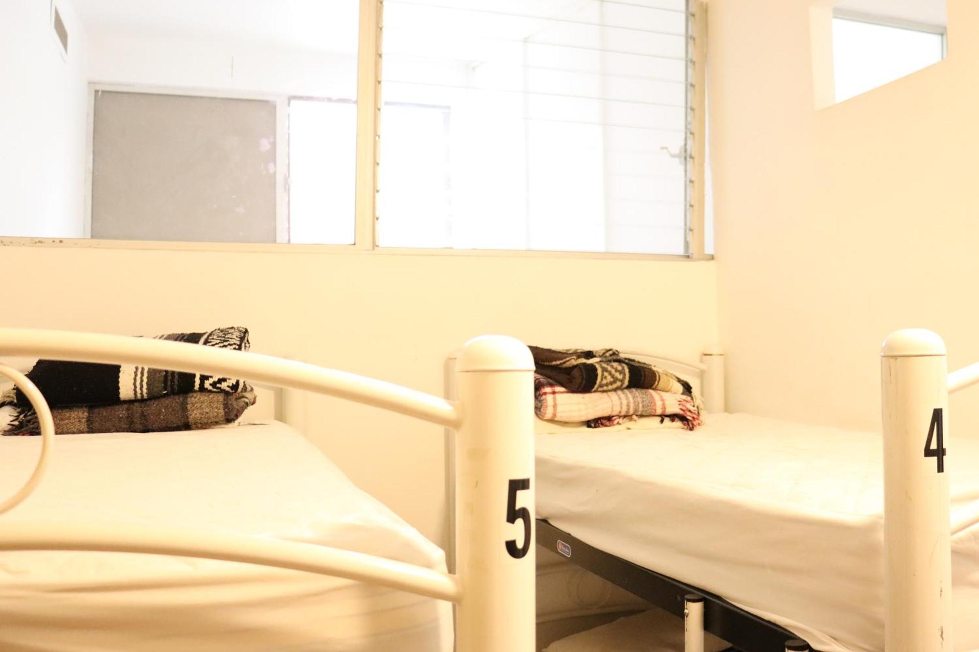 Bunk Bed in Female Dormitory Room,1530884356:JPEG