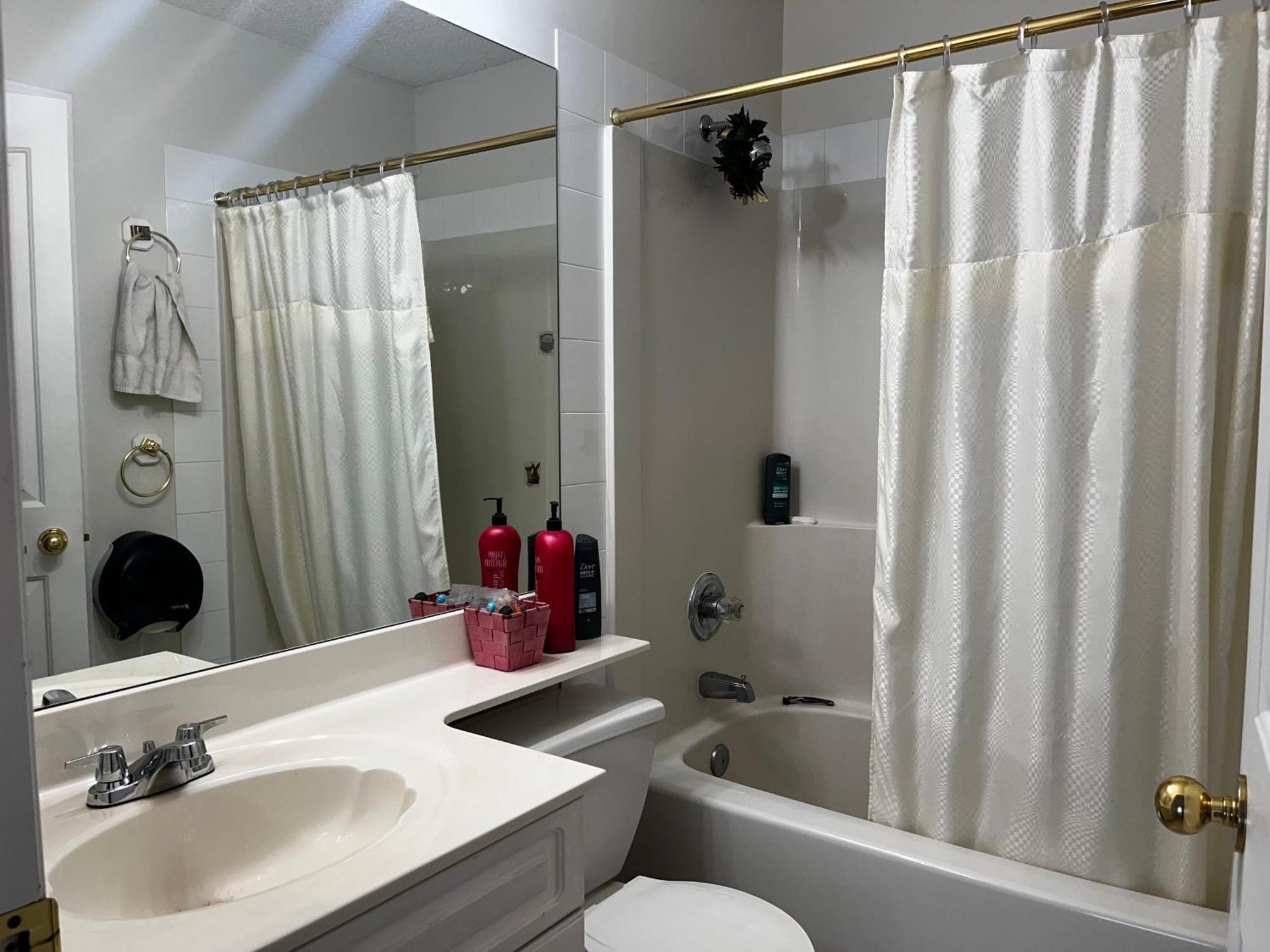 Double Room Shared Toilet