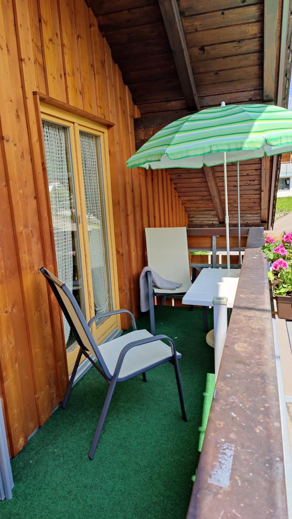 Doppelzimmer mit Balkon