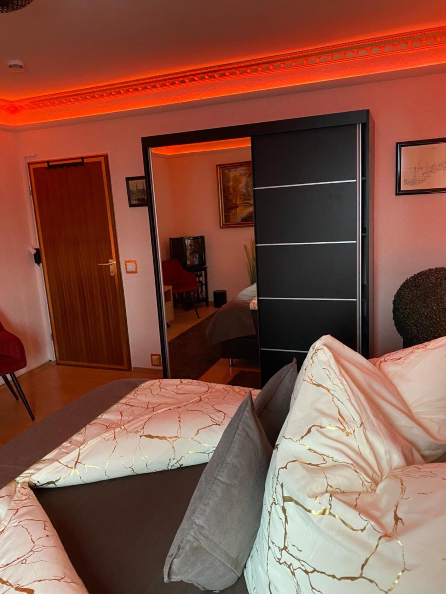 Double Room,1560351616:JPEG
