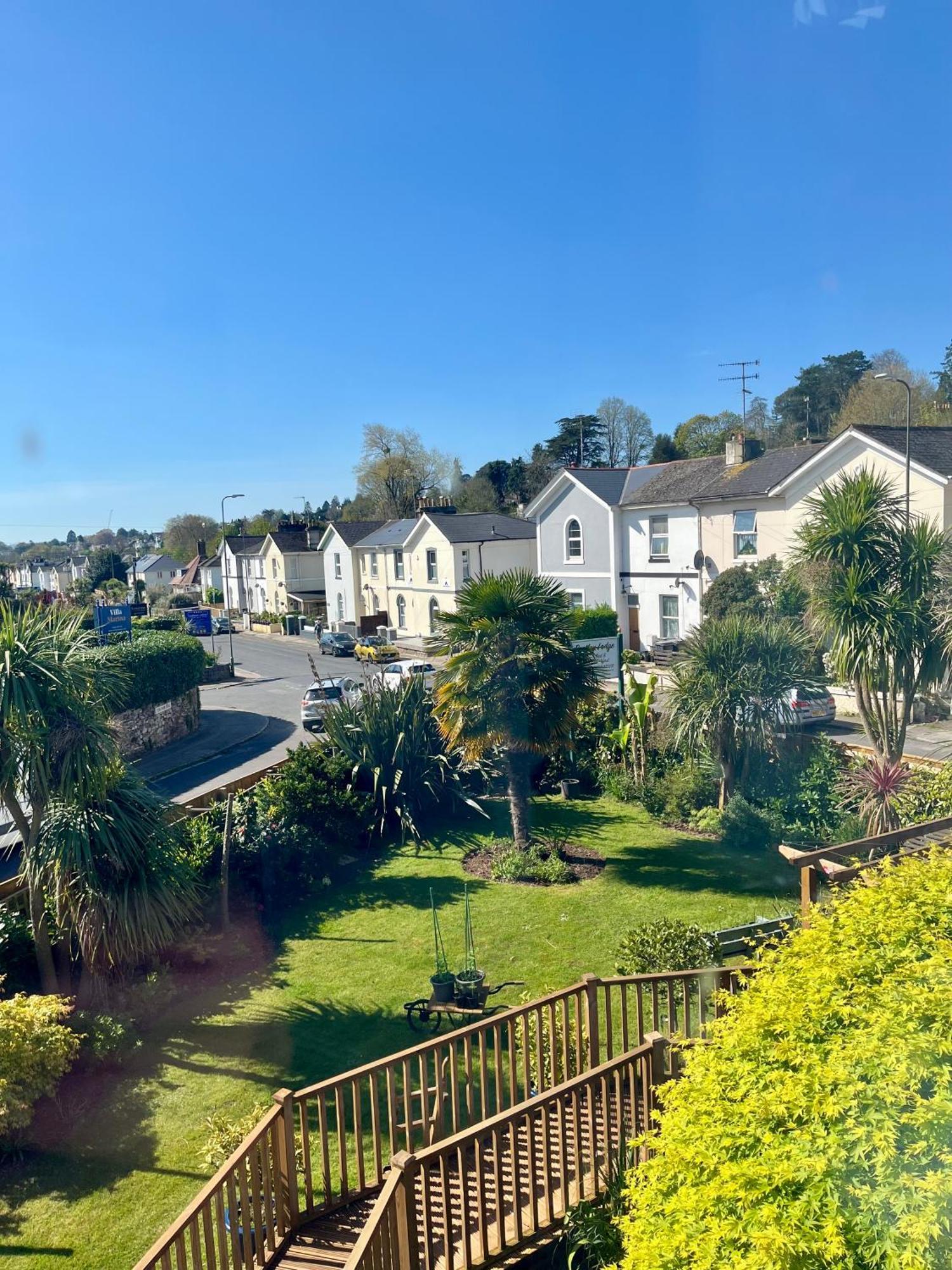 King Room Garden View
