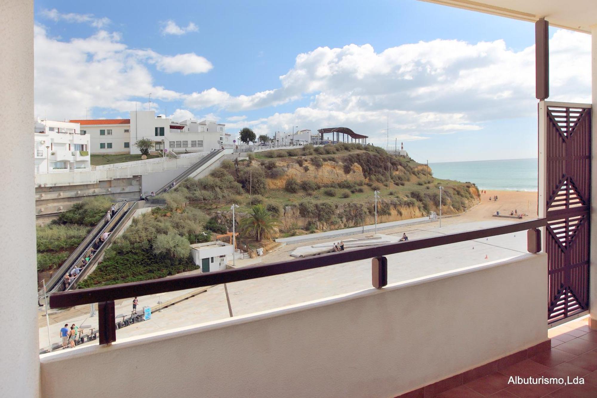 Studio Side Sea View