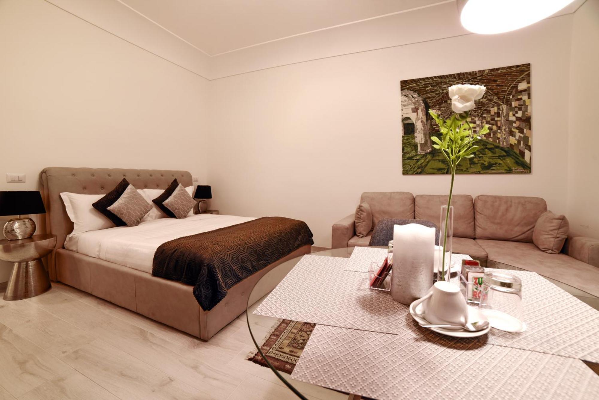 King Suite Spa Bath
