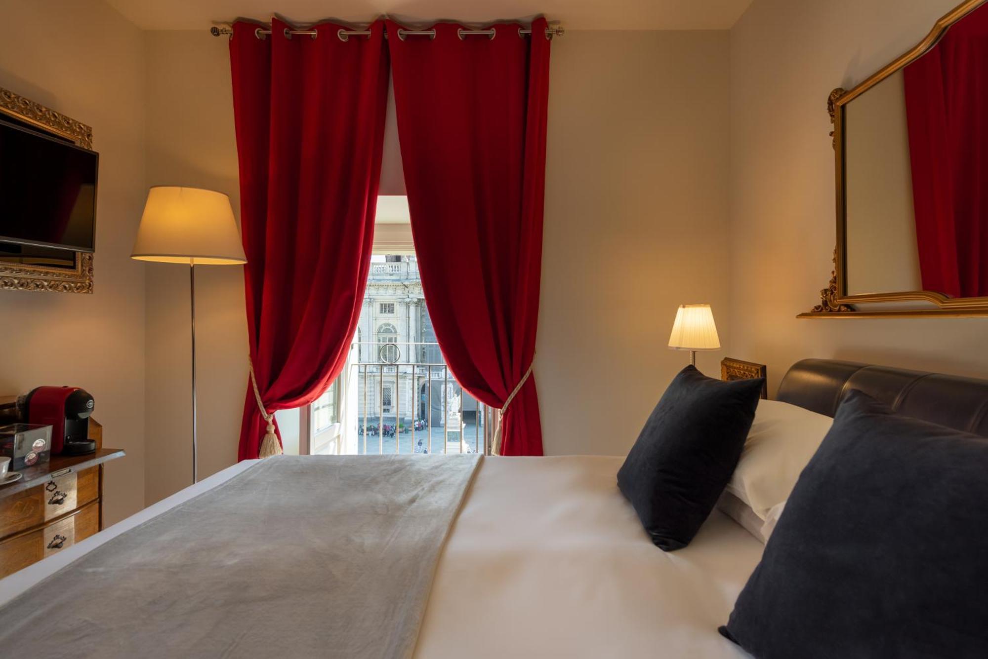 Deluxe Double Room Castle View