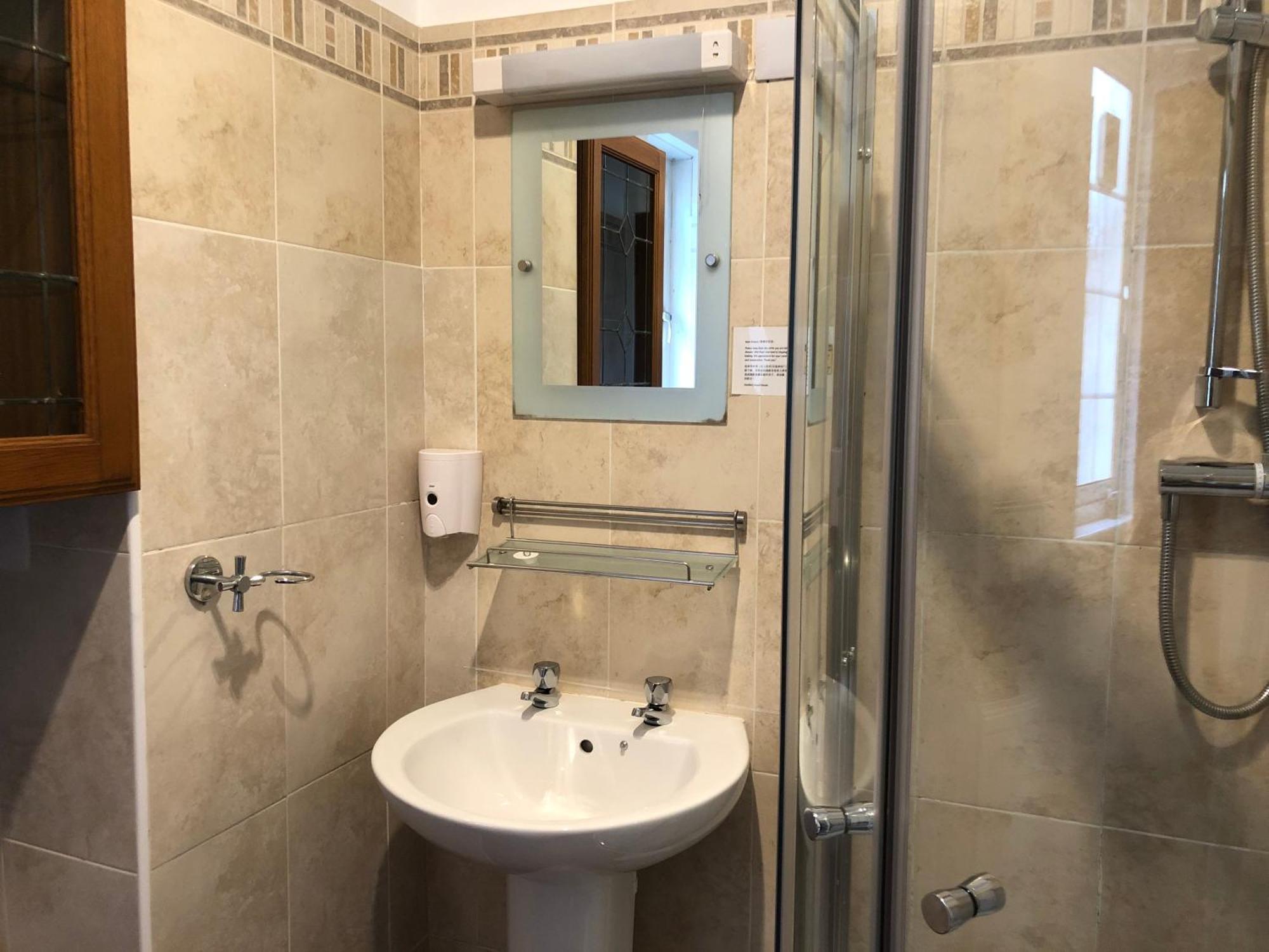 Single Room Shower