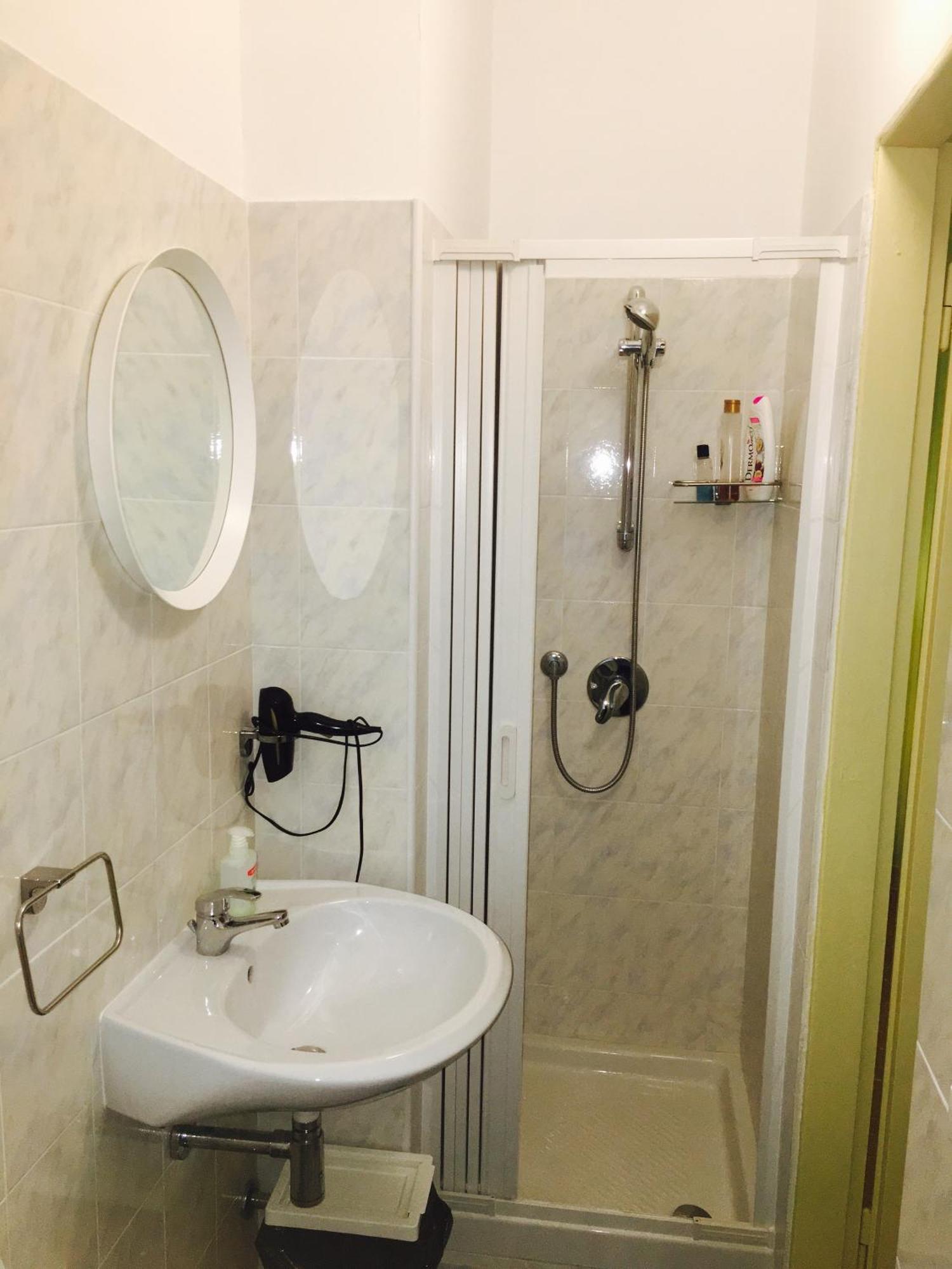 Double Room Private Bathroom