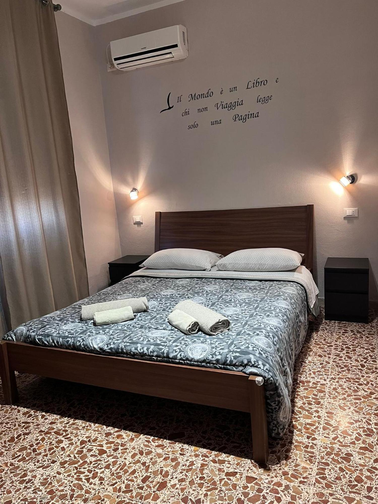 Double Room Private Bathroom