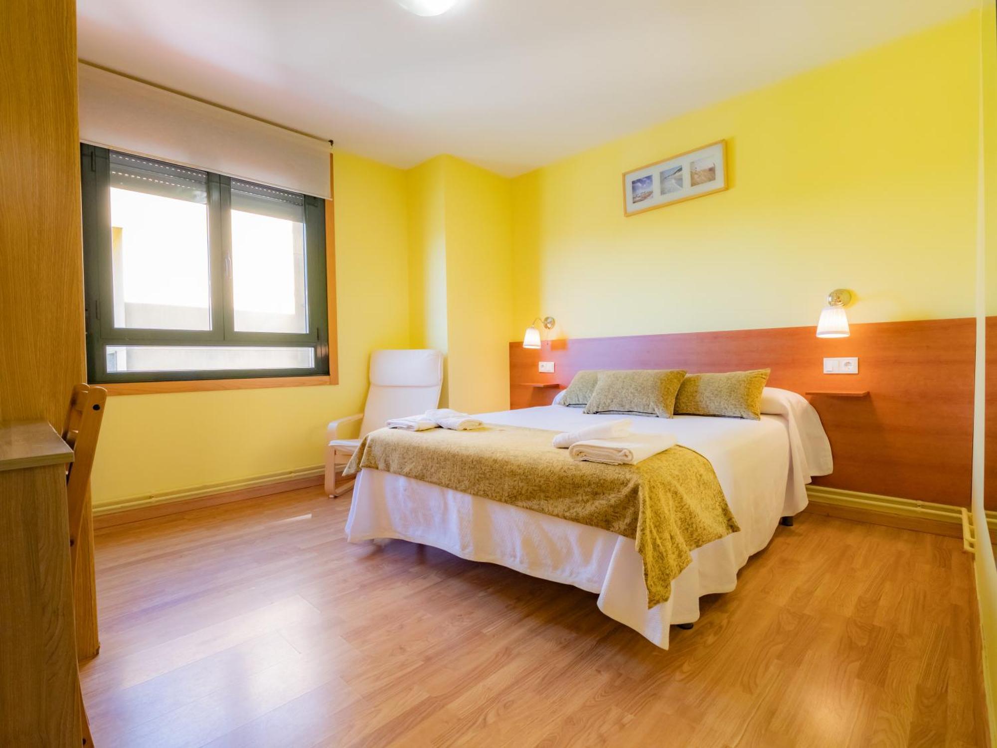 Single Room with Bathroom,1594686584:JPEG