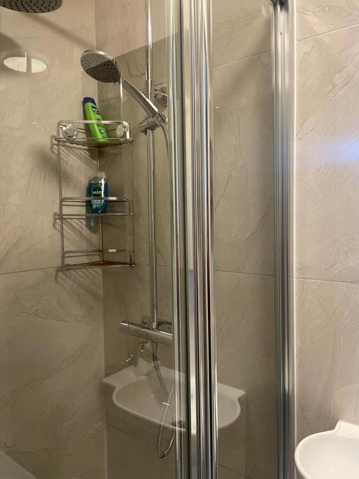 Double Room,1618021775:JPEG