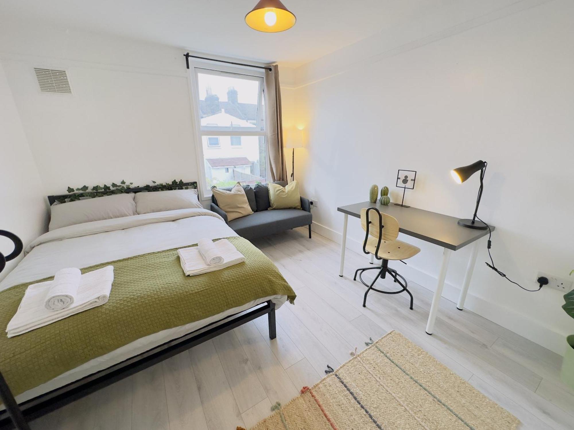 Chambre Double avec Salle de Bains Commune