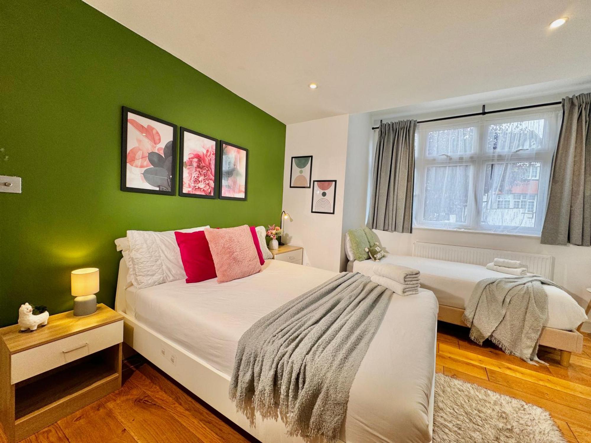 Deluxe Double Room Extra Bed