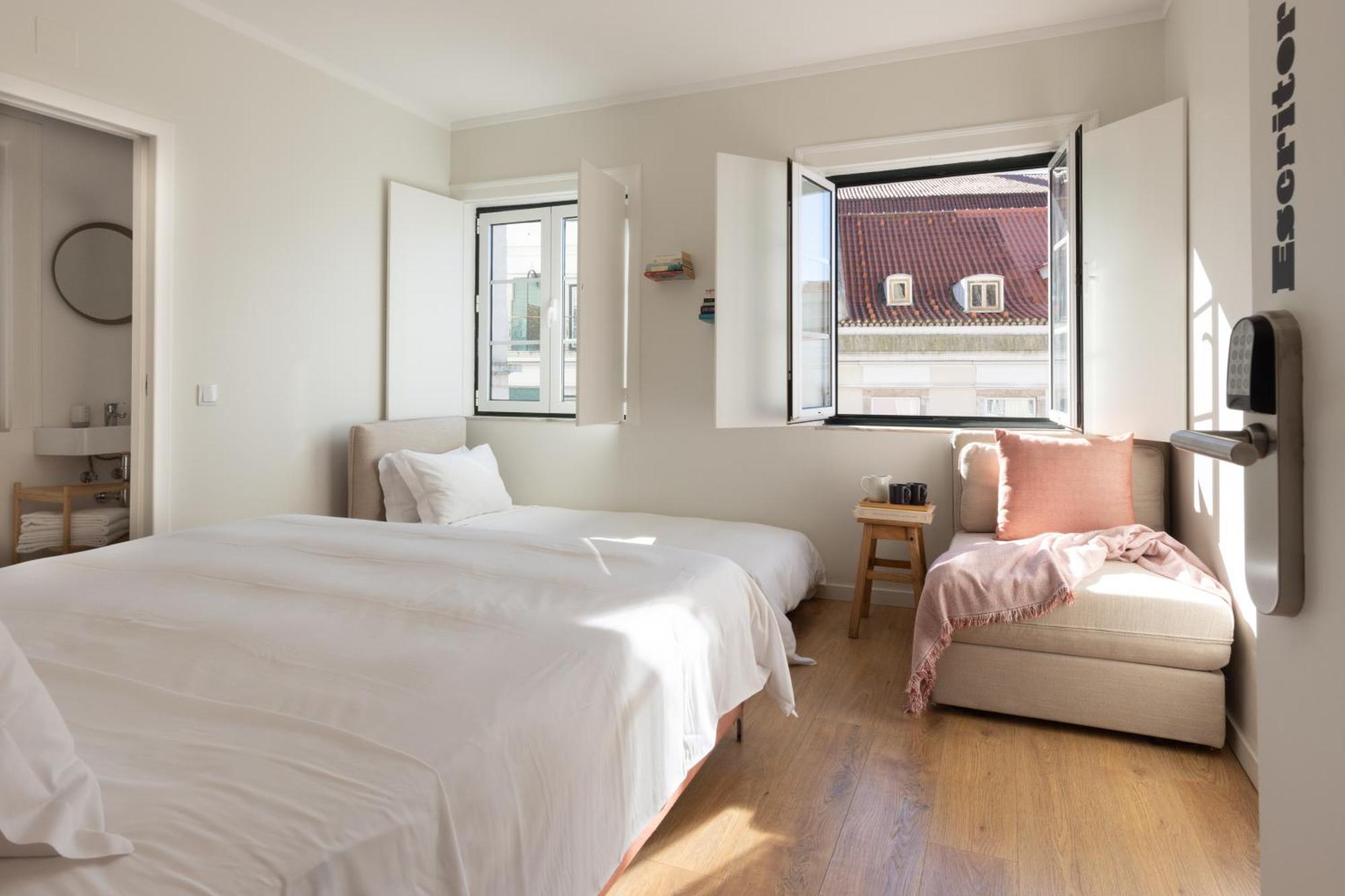 Chambre Triple - Vue sur Ville