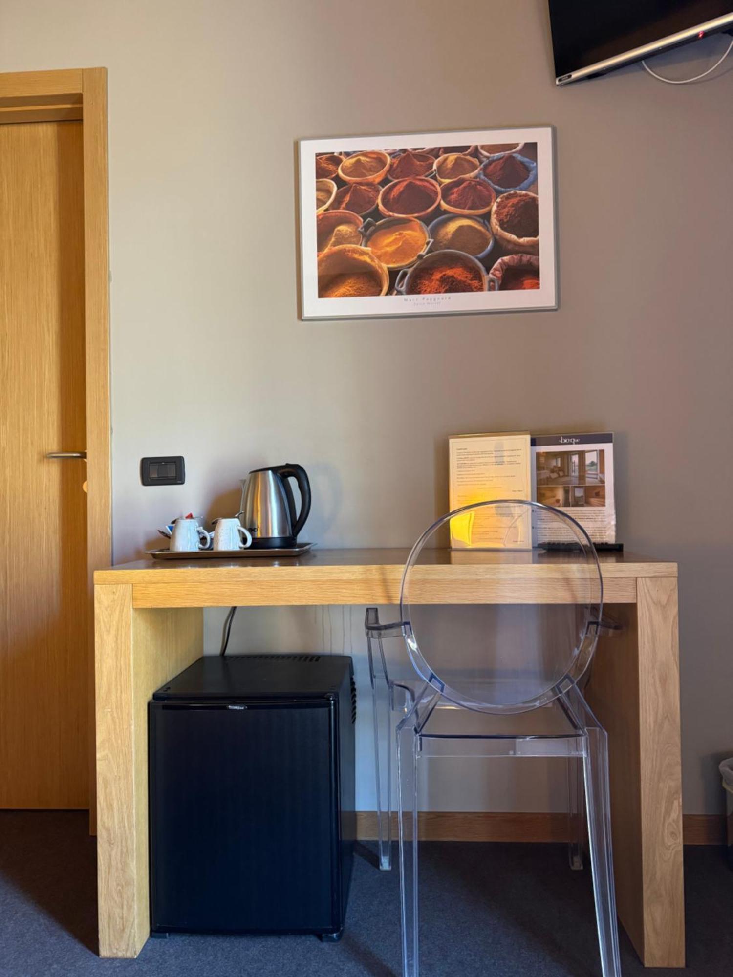 Twin Room,1640393116:JPEG