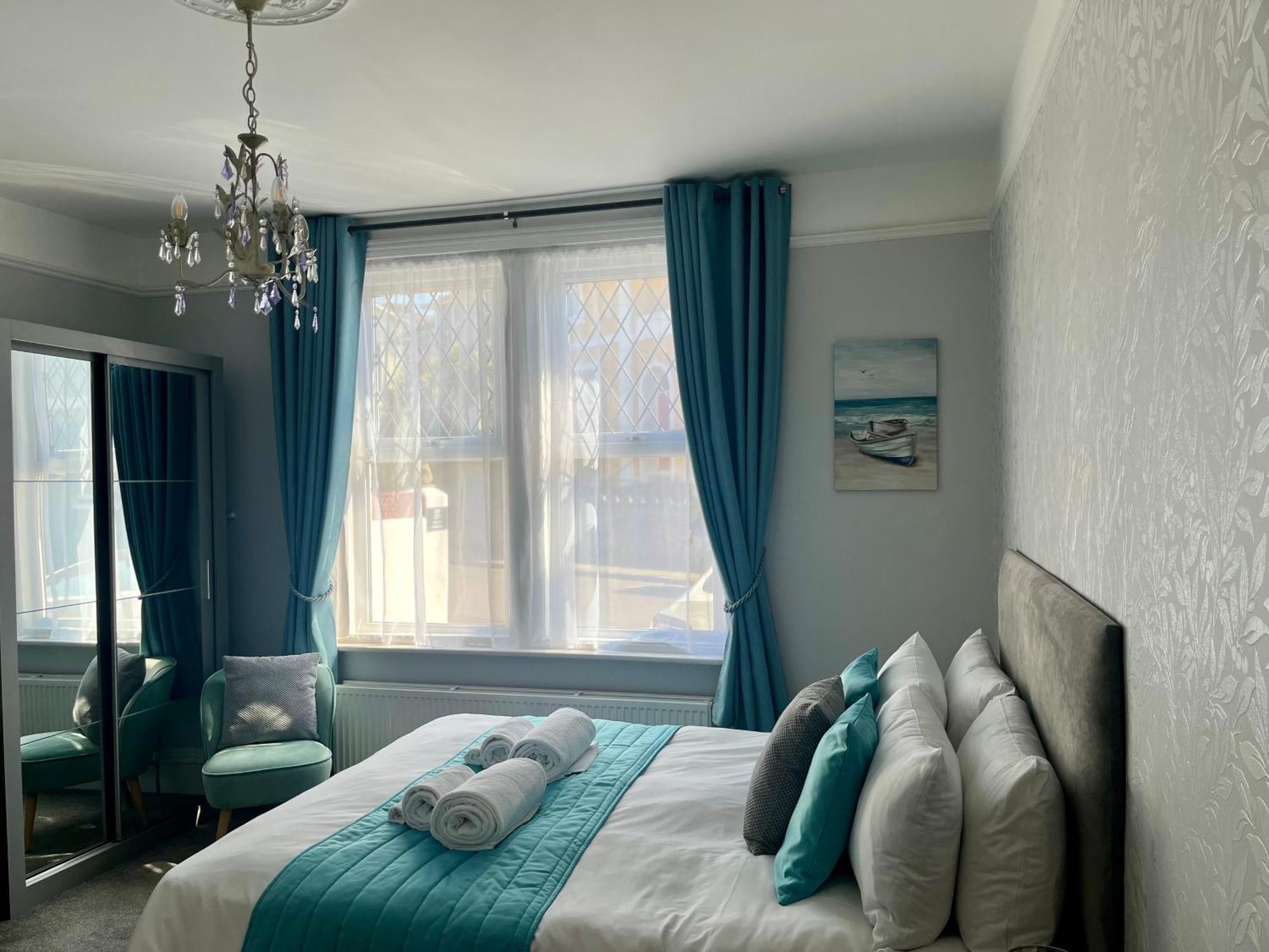 Superior King Room