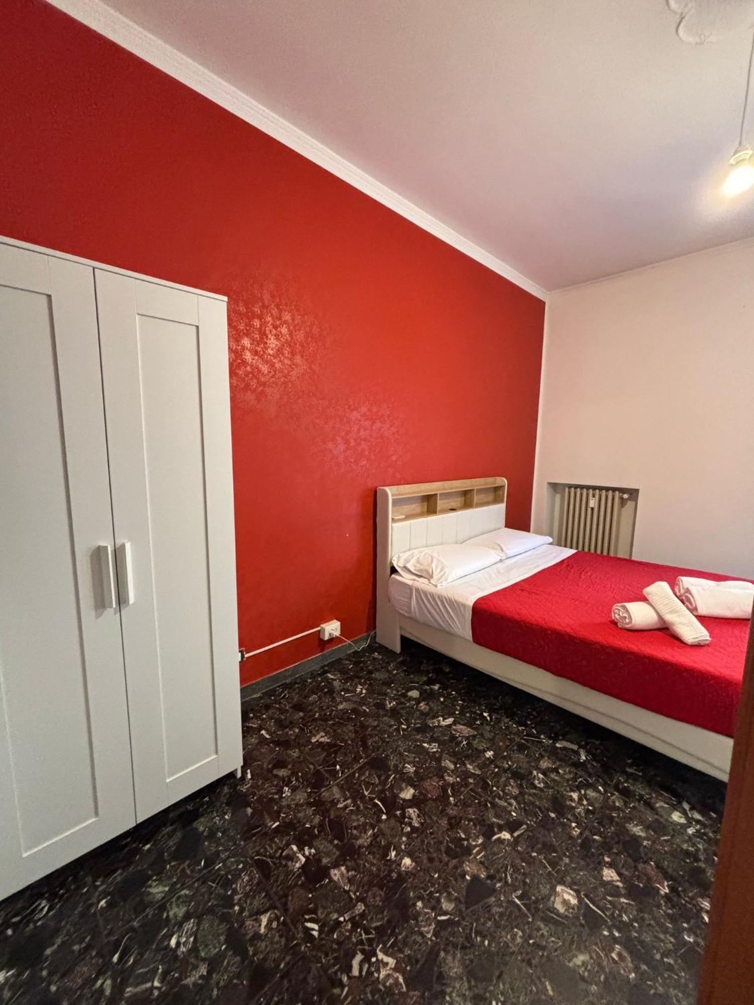Two-Bedroom Apartment Balcony Separate Building Via Poloni 17,1659485097:JPEG
