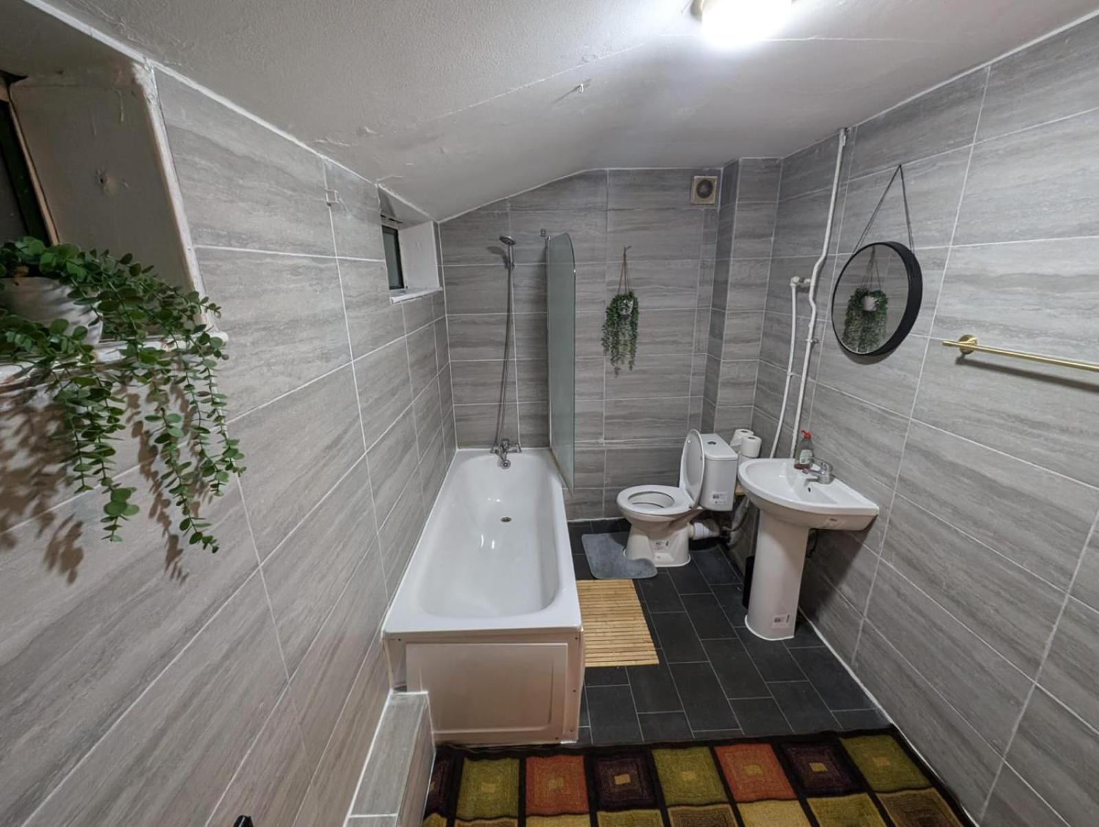 Comfort Triple Room